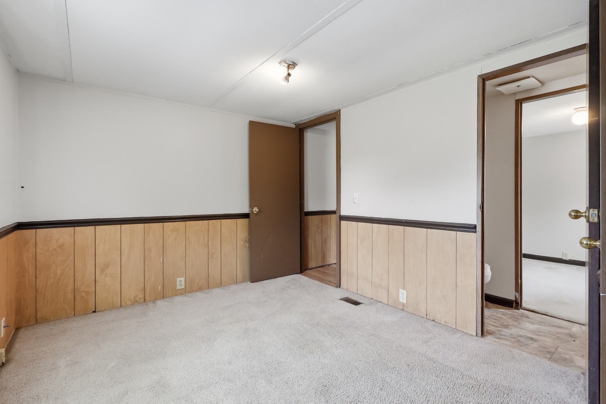 1230 Brandy Hollow Rd