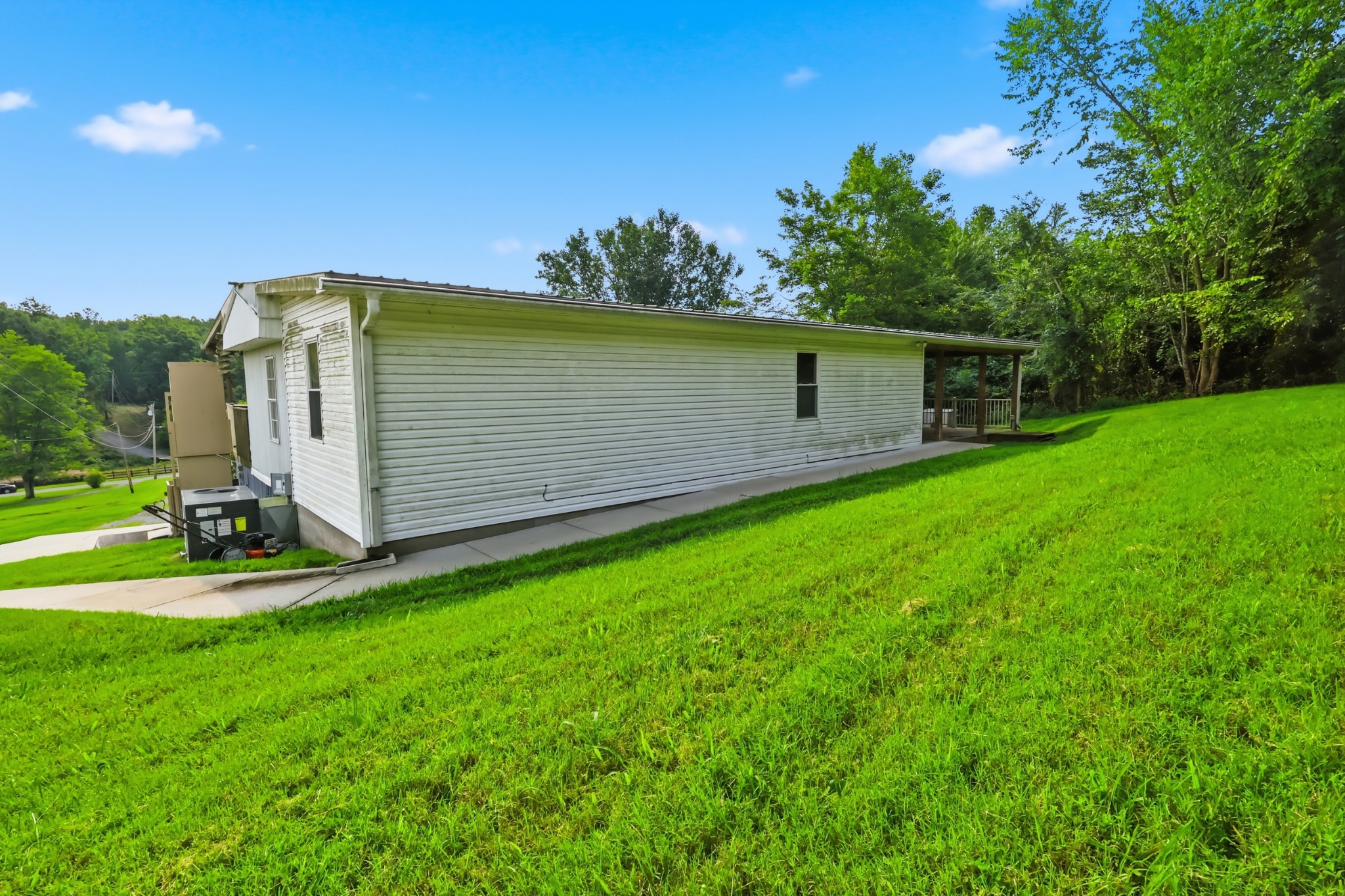 1236 Brandy Hollow Rd