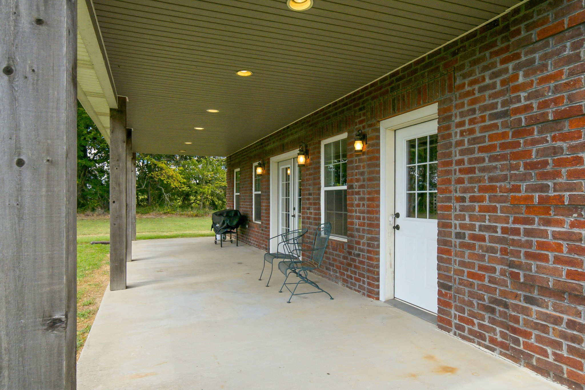 282 Highway 259