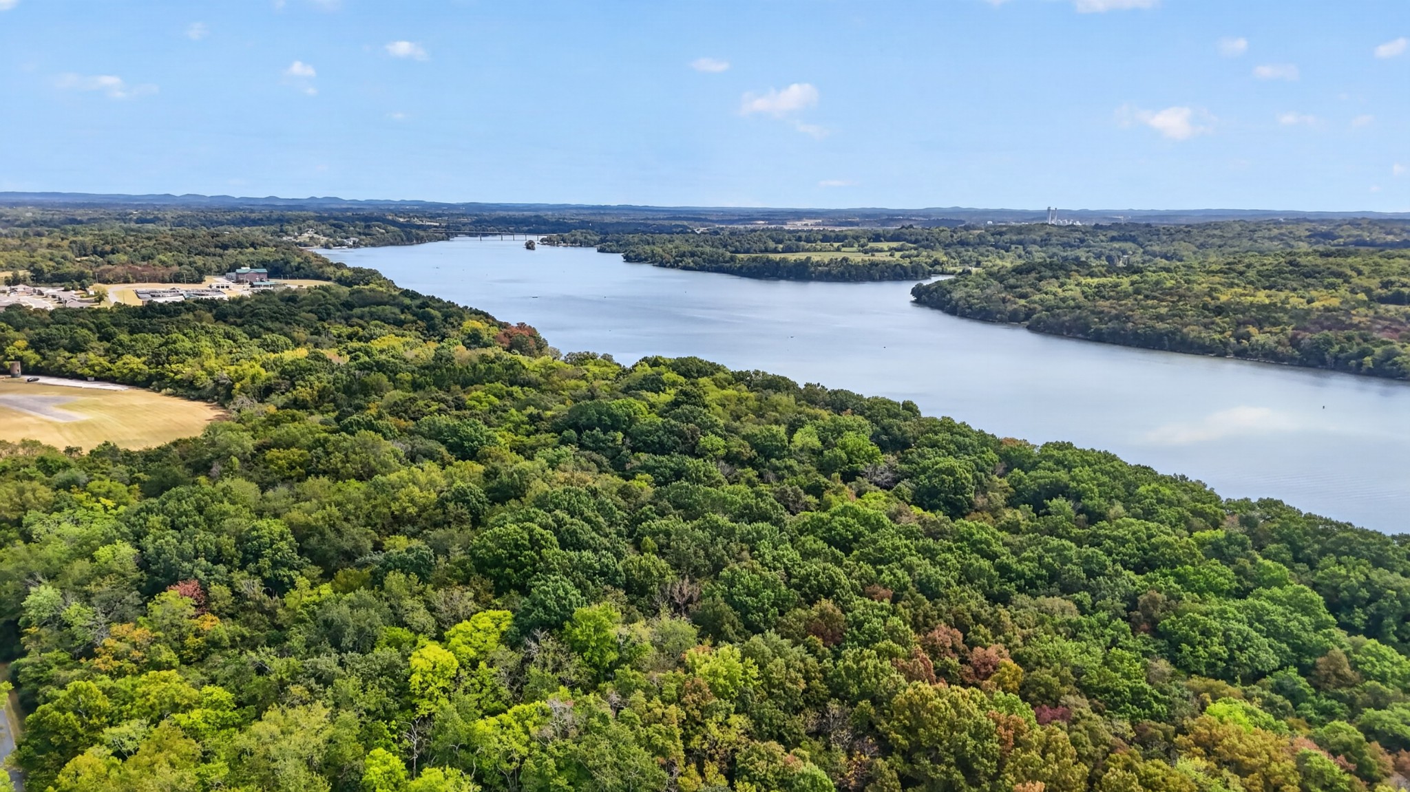 560 Fredericksburg Dr