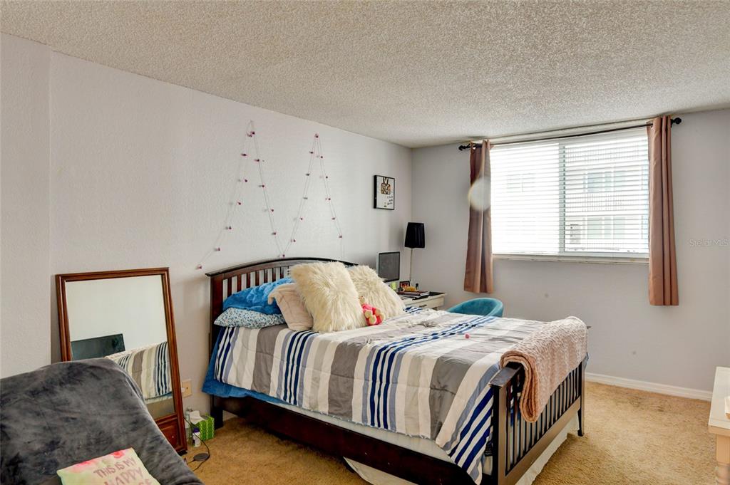 2760 COCONUT BAY LANE Unit: 1H