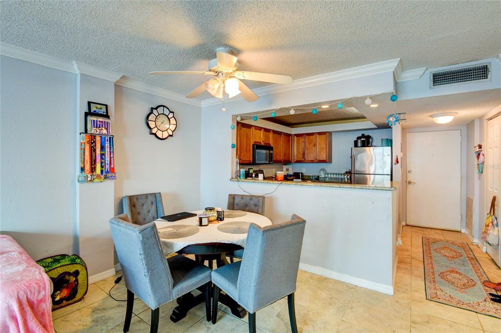 2760 COCONUT BAY LANE Unit: 1H