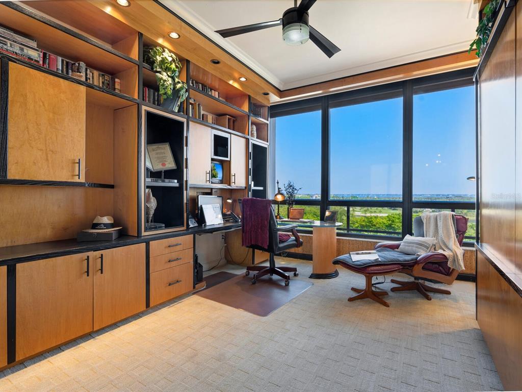 415 L AMBIANCE DRIVE Unit: C503