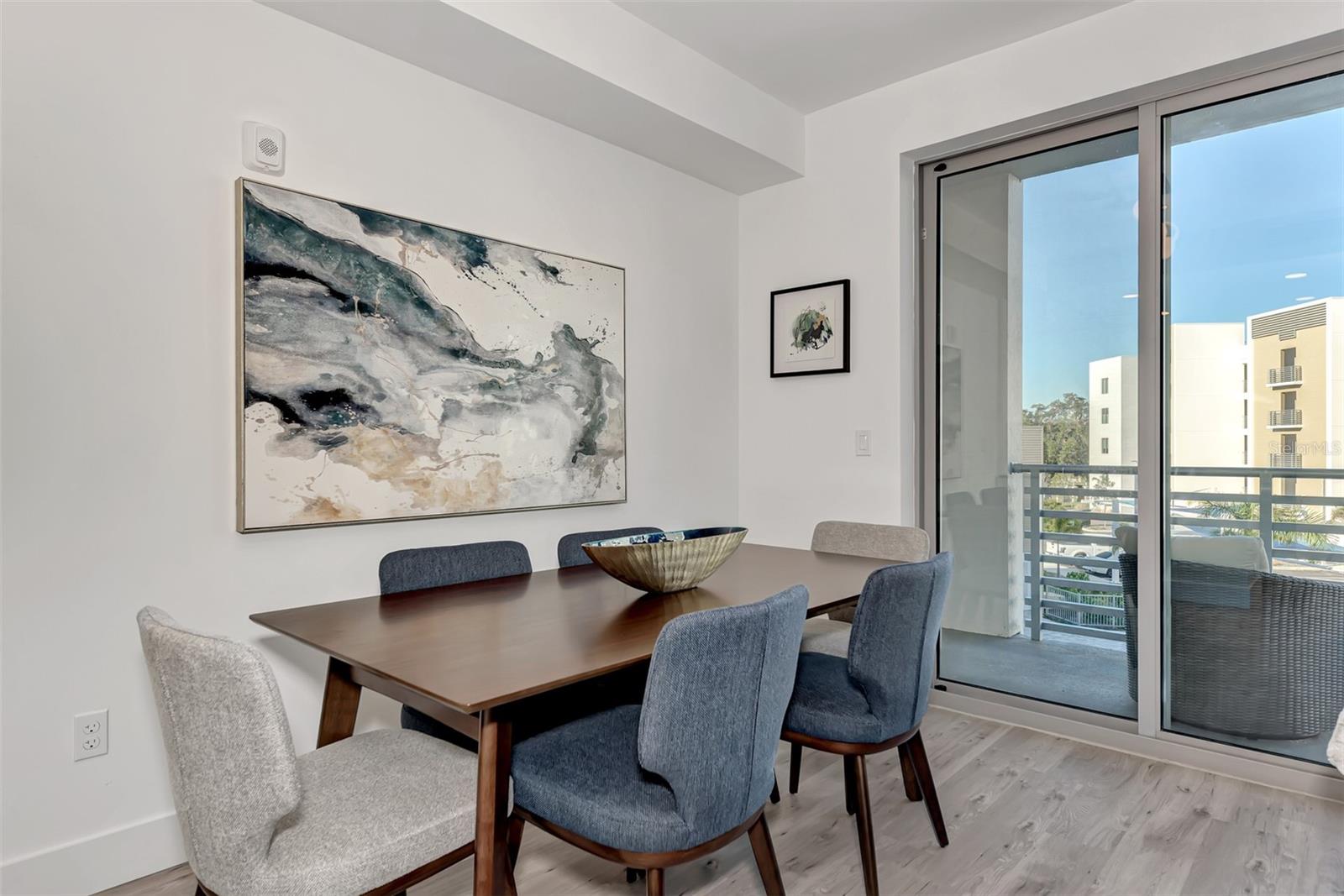 1703 N TAMIAMI TRAIL Unit: B307