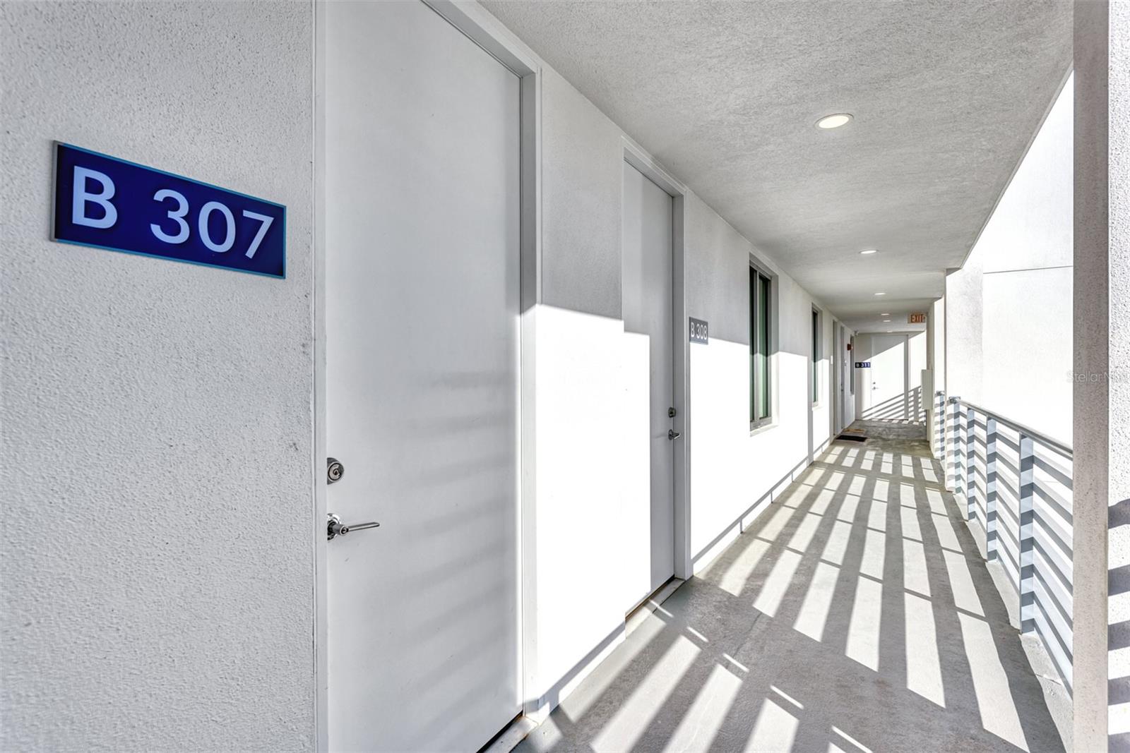 1703 N TAMIAMI TRAIL Unit: B307