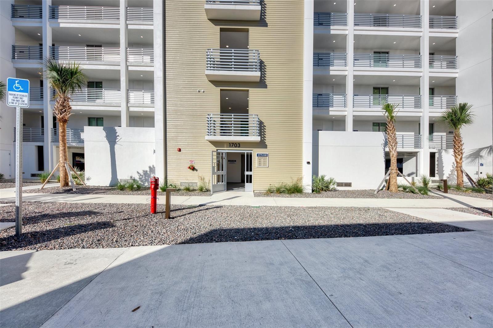 1703 N TAMIAMI TRAIL Unit: B307