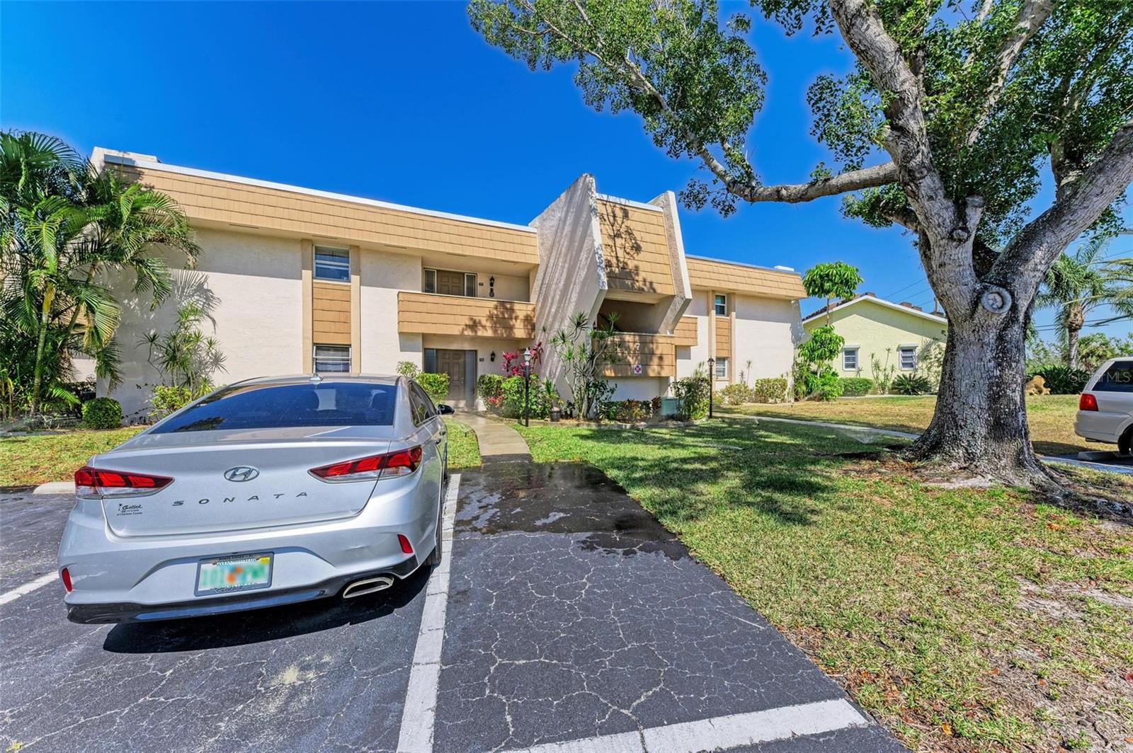 1080 BAL HARBOR BOULEVARD Unit: 7D