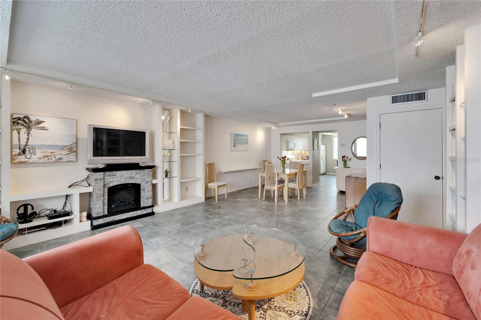 829 BAYPORT WAY Unit: 829