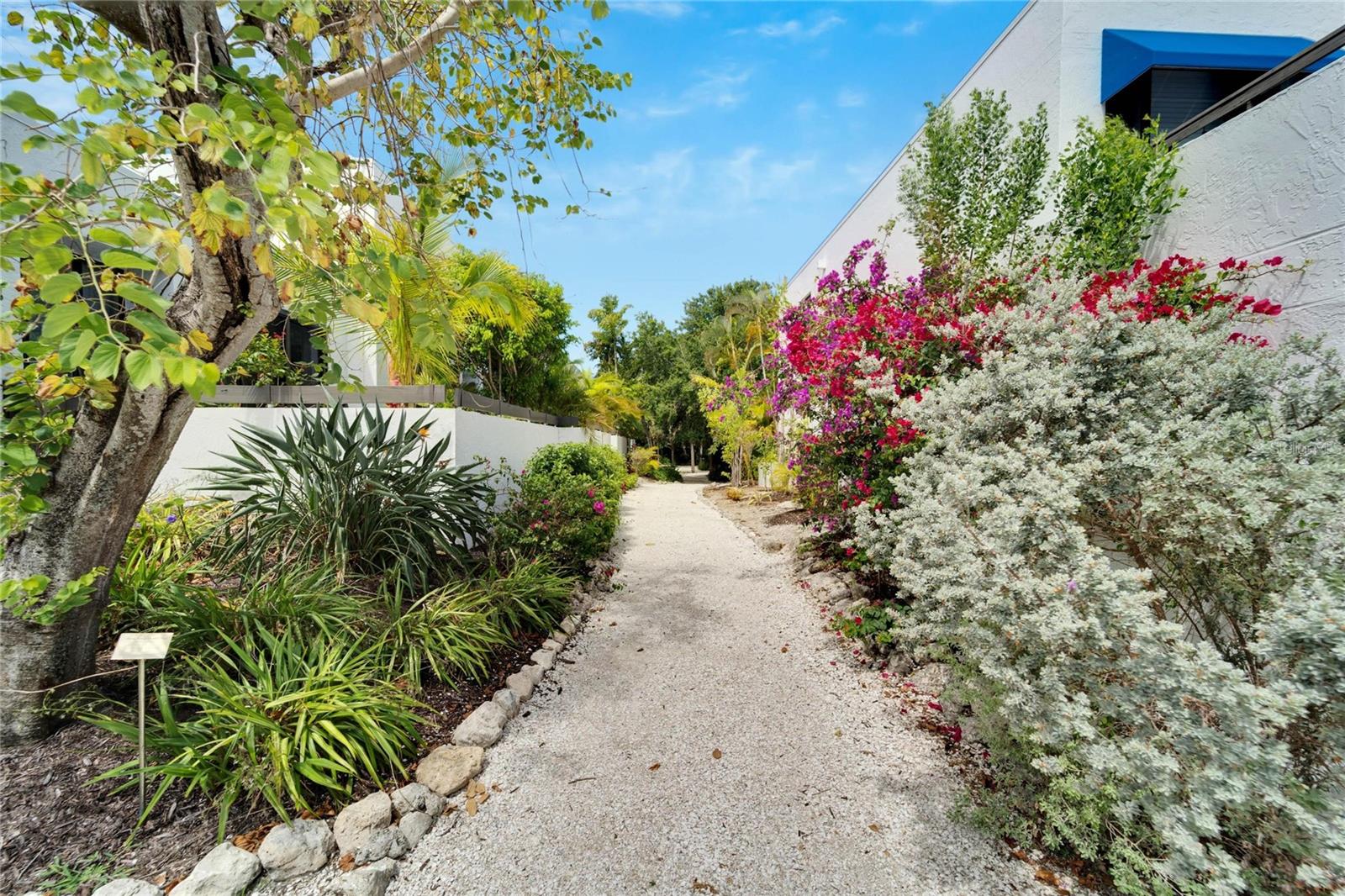 829 BAYPORT WAY Unit: 829