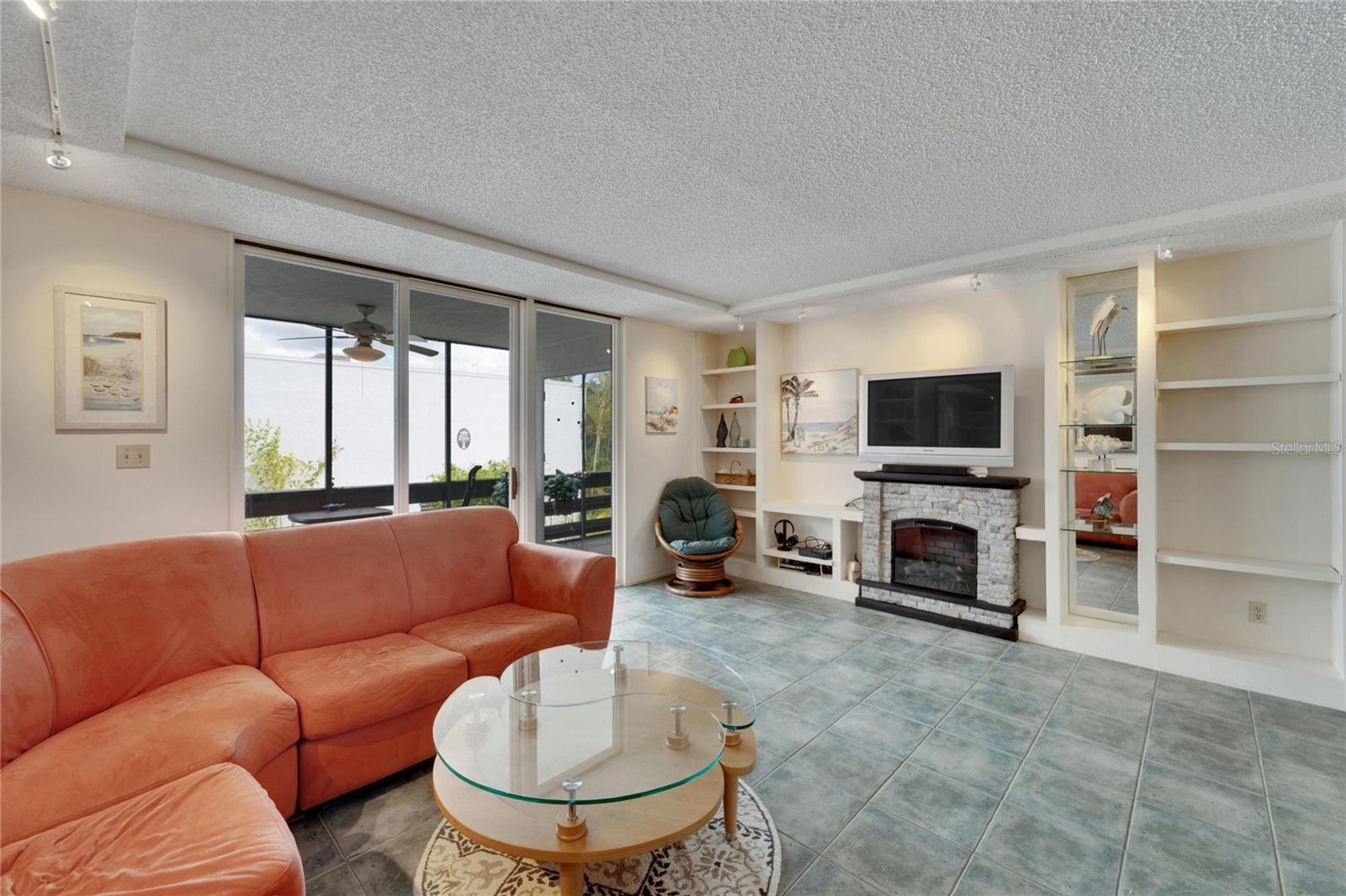 829 BAYPORT WAY Unit: 829