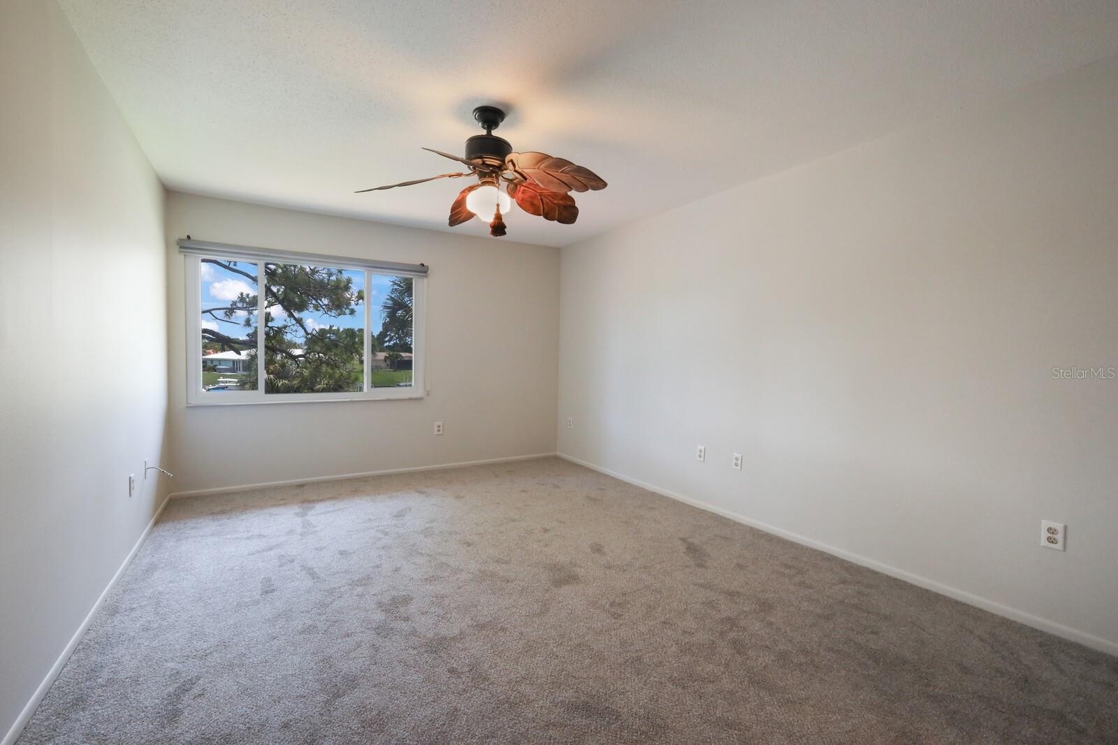 729 SORRENTO INLET Unit: 729