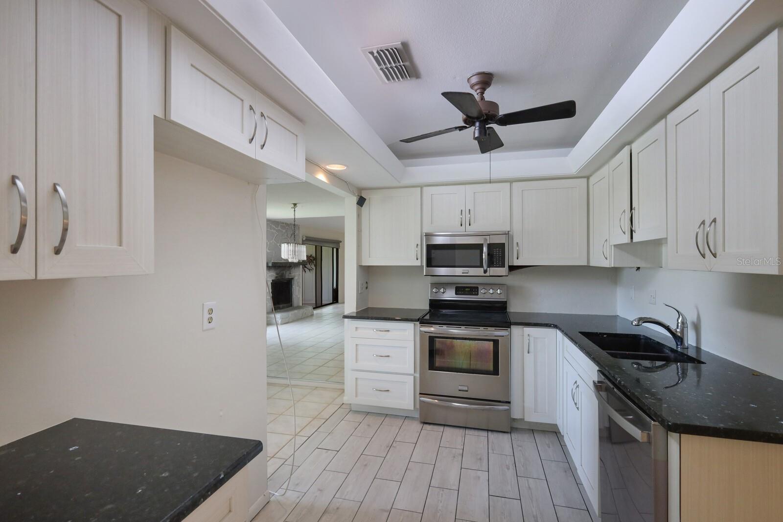 729 SORRENTO INLET Unit: 729