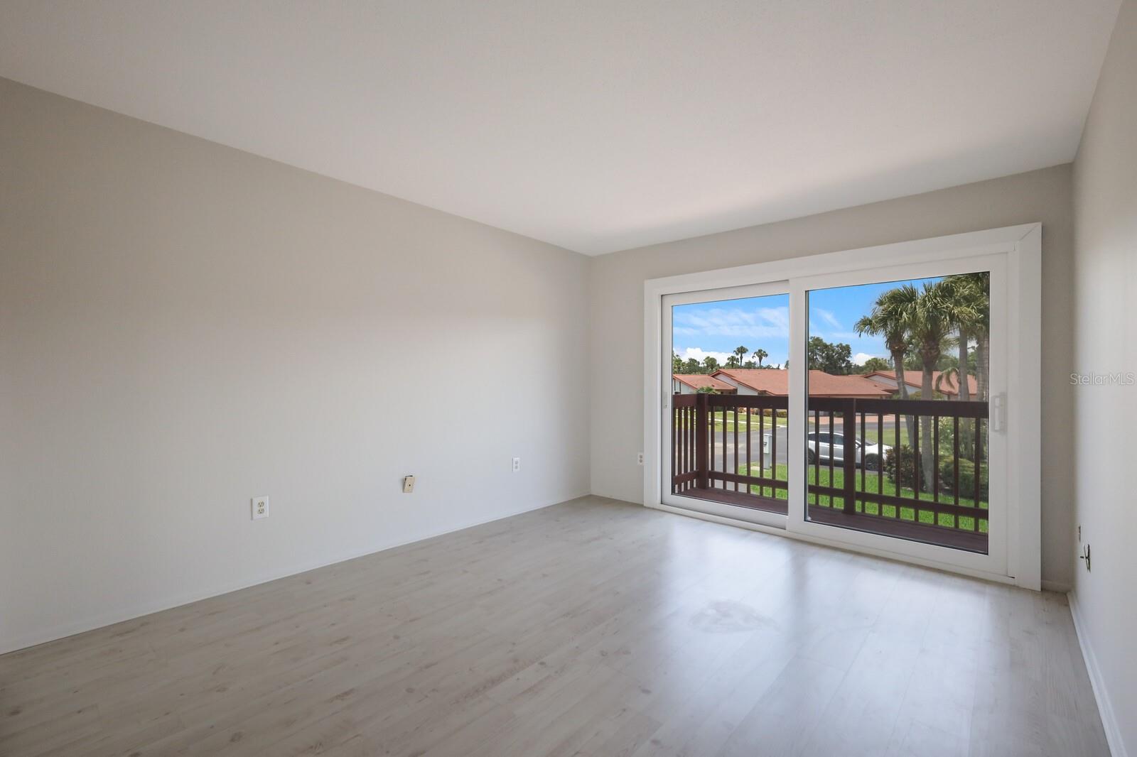 729 SORRENTO INLET Unit: 729