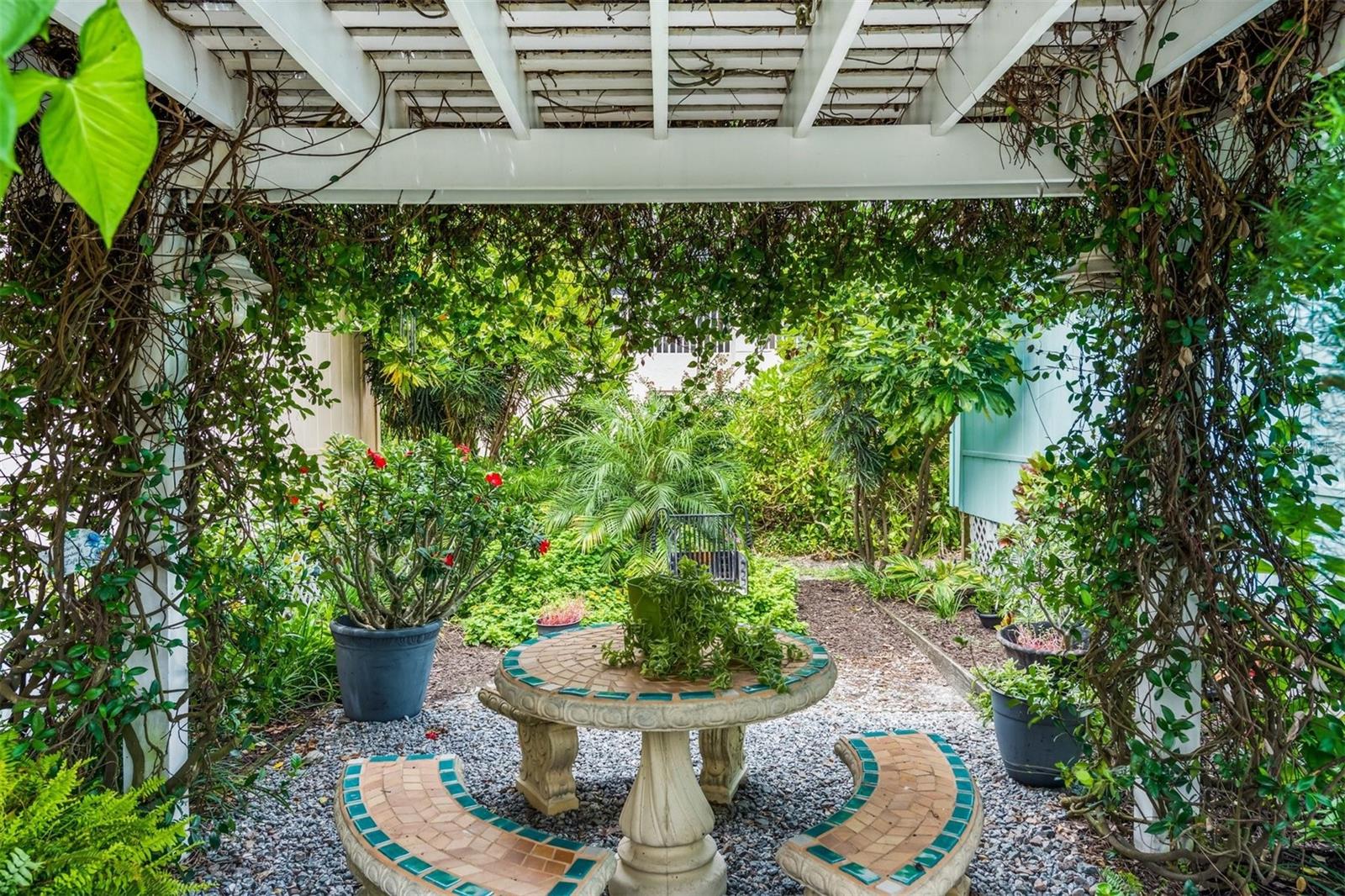 1603 N GULF DRIVE Unit: 14