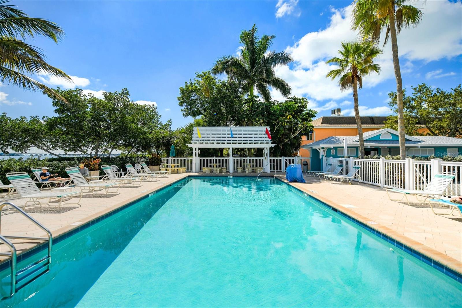 1603 N GULF DRIVE Unit: 14