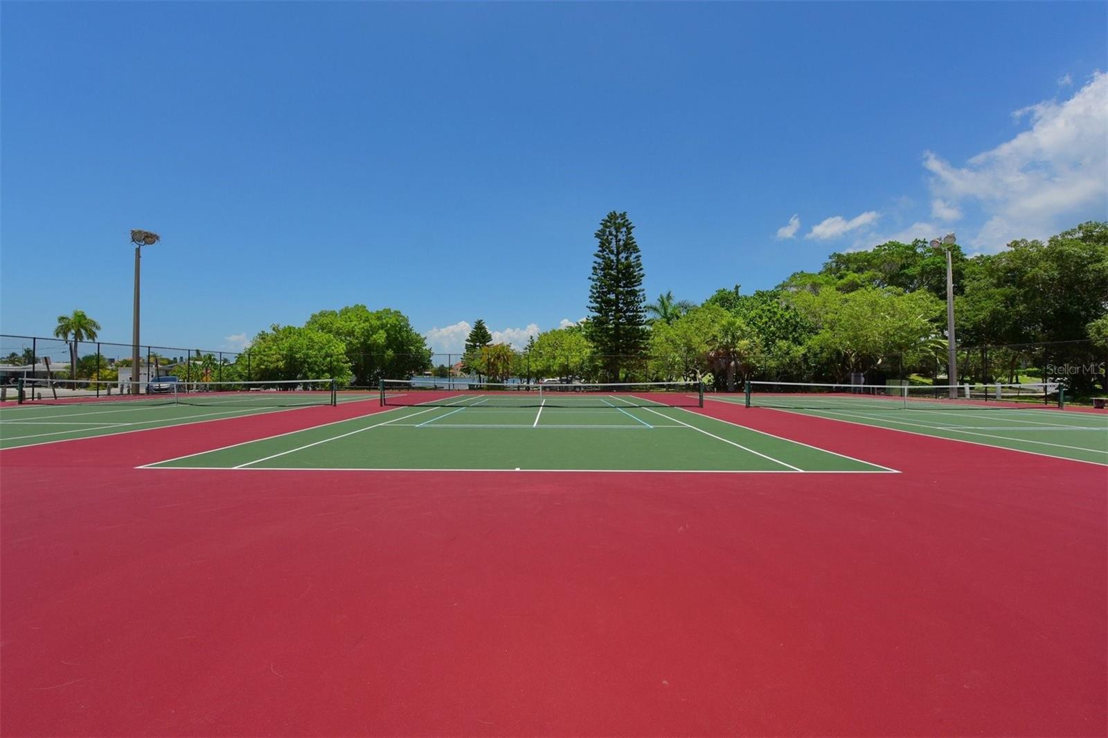 1603 N GULF DRIVE Unit: 14