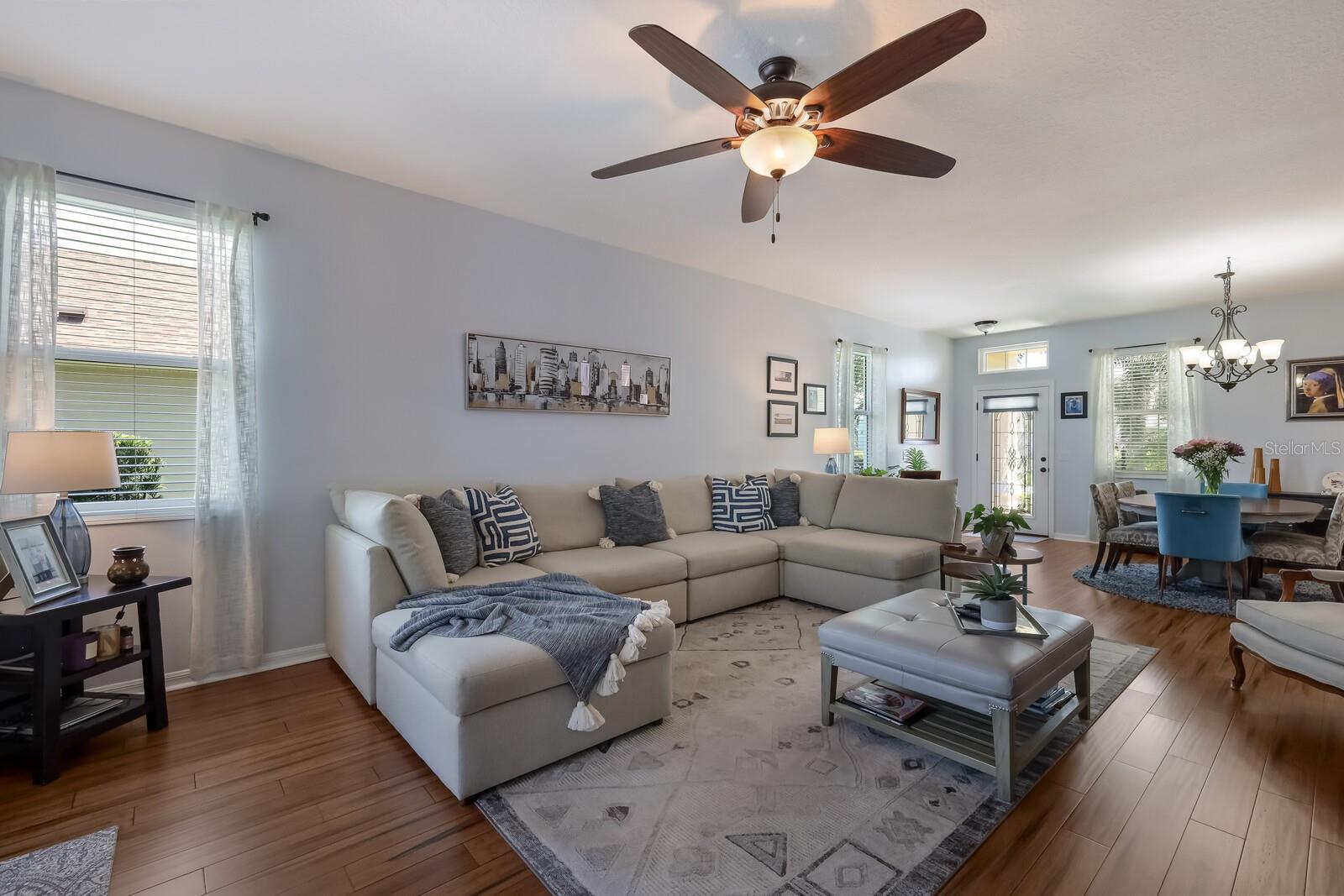 6320 ROBIN COVE
