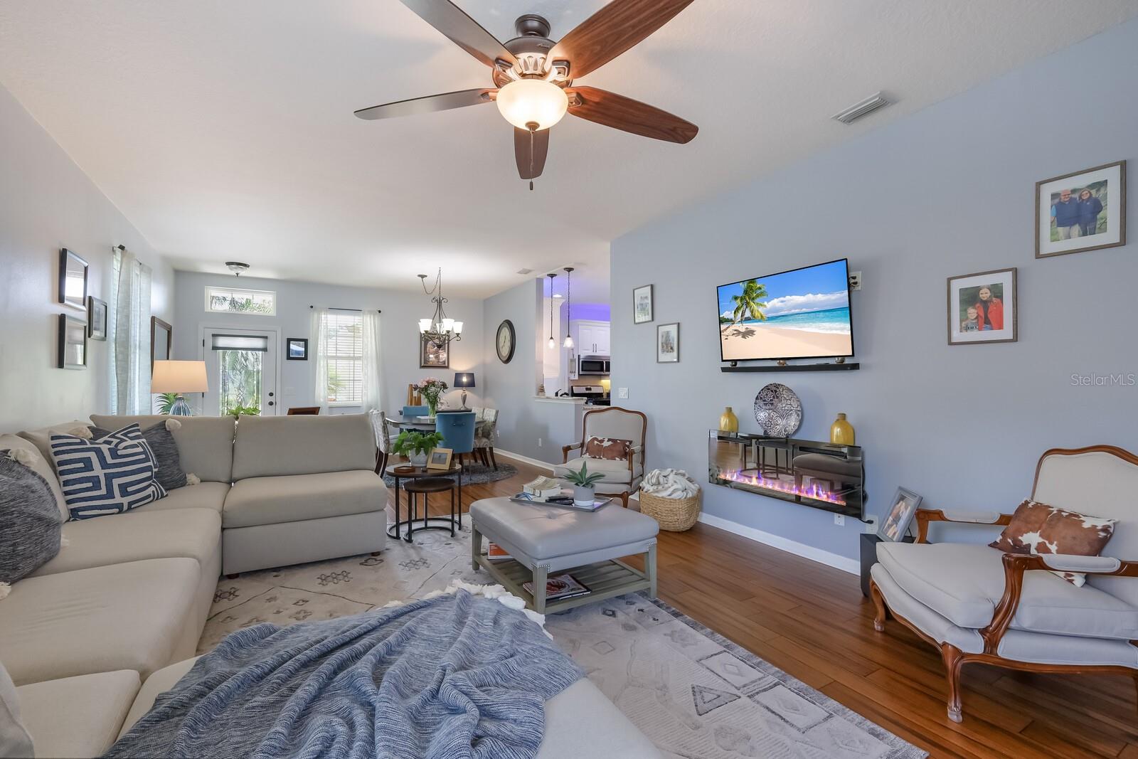 6320 ROBIN COVE