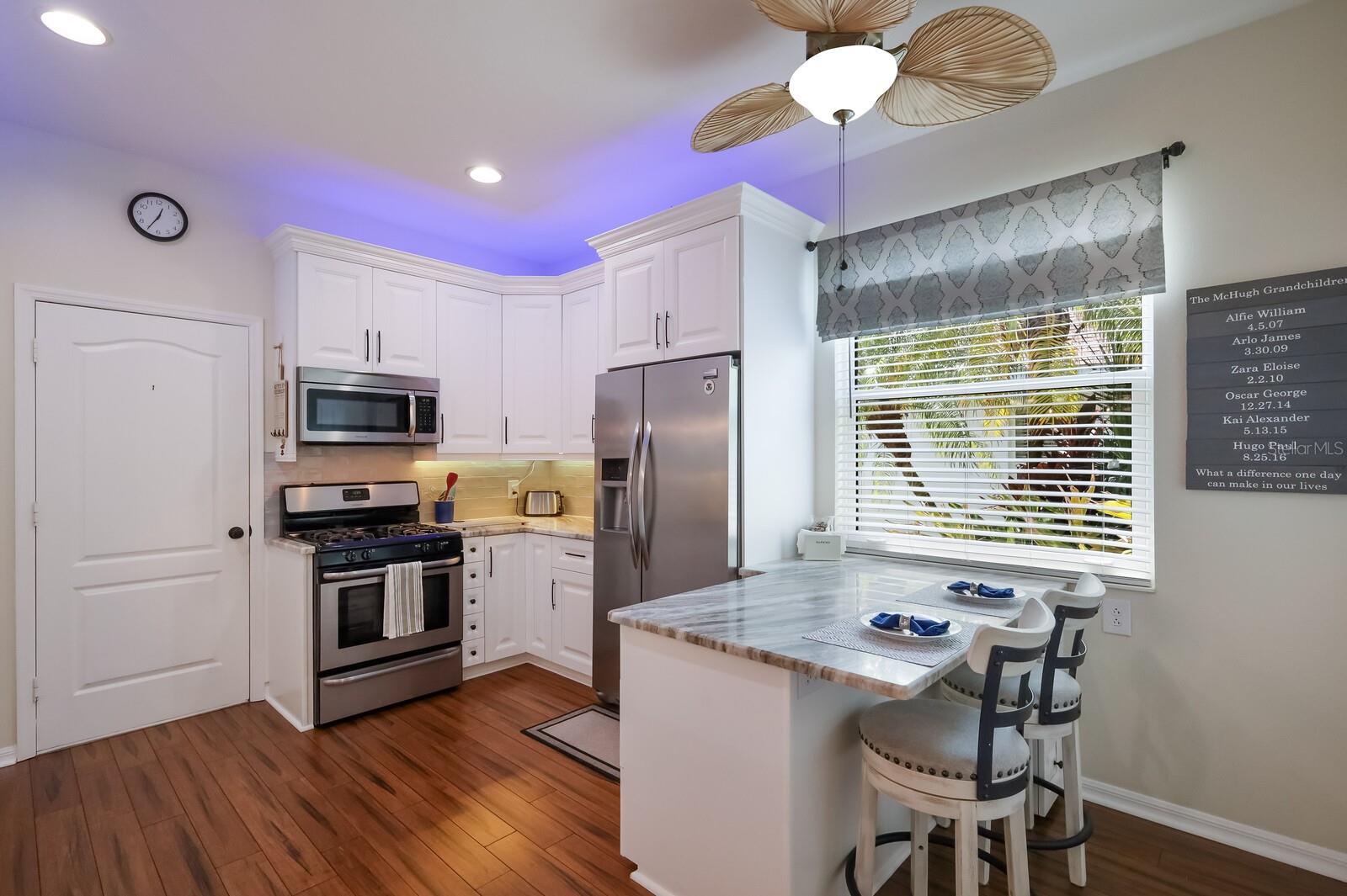 6320 ROBIN COVE