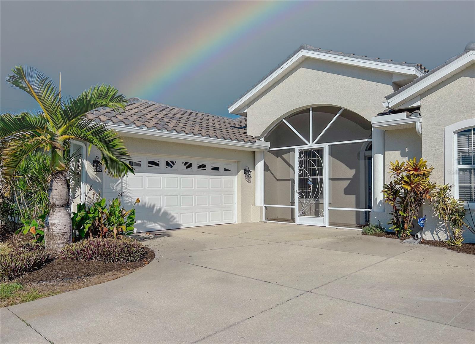 4801 THREE OAKS BLVD