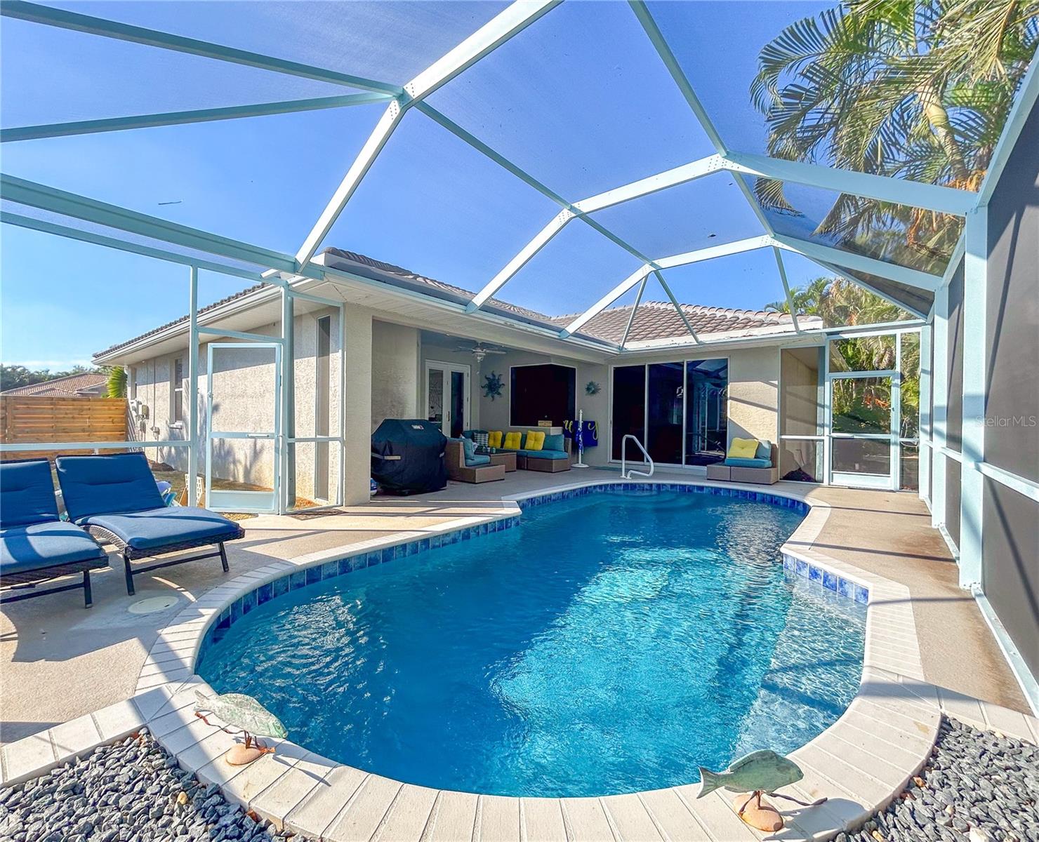 4801 THREE OAKS BLVD