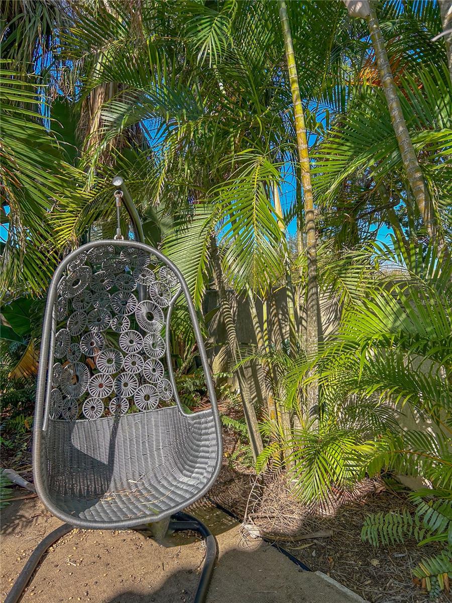 4801 THREE OAKS BLVD