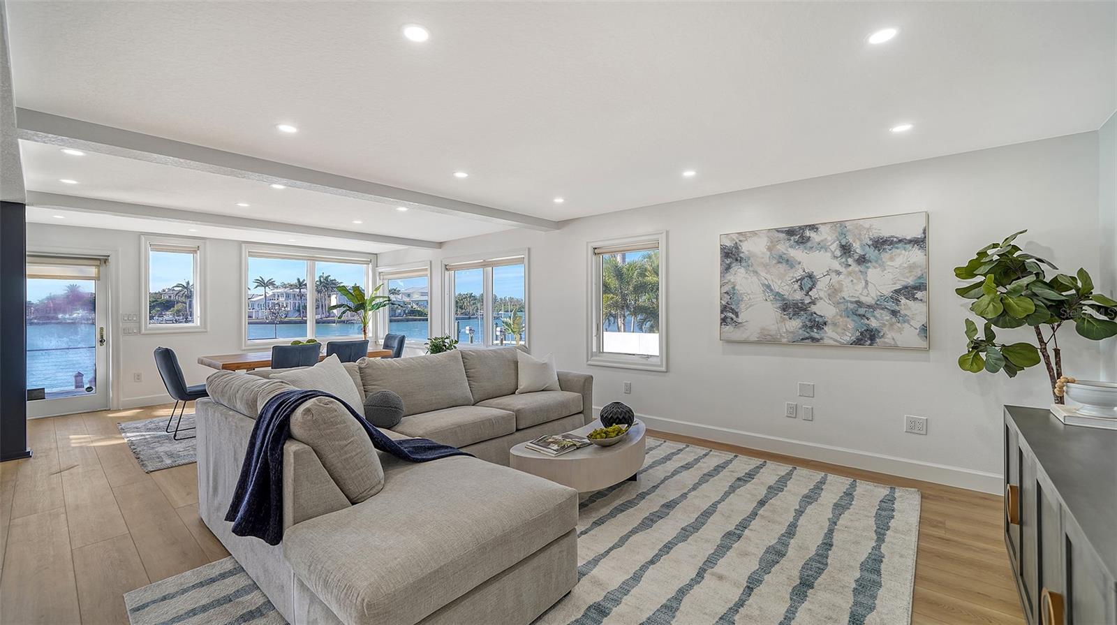 1410 SIESTA DRIVE