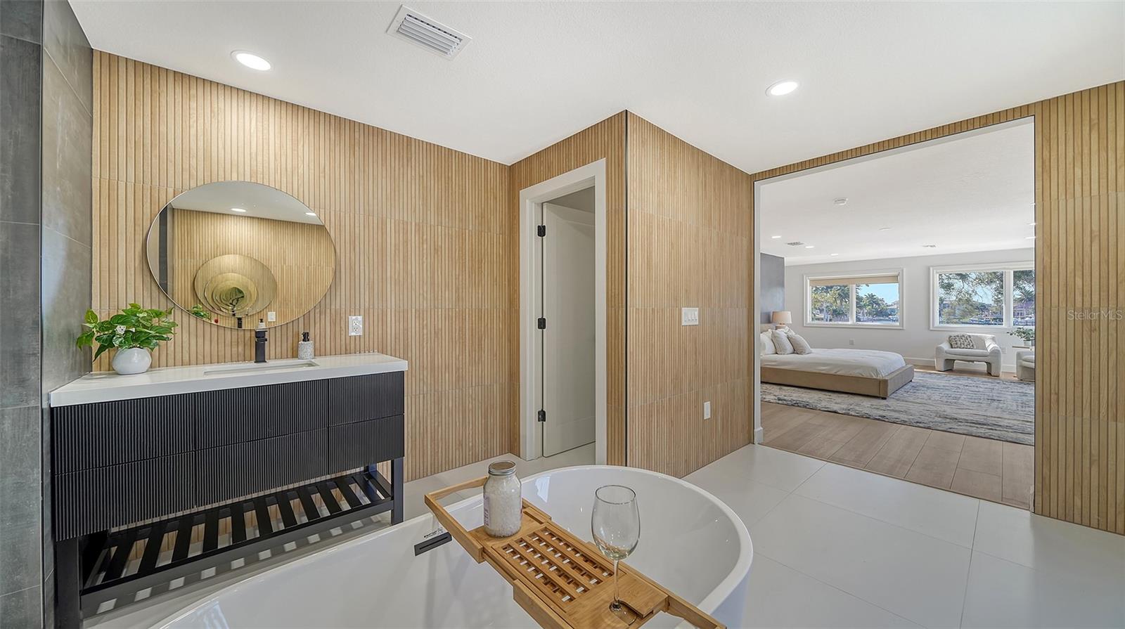 1410 SIESTA DRIVE