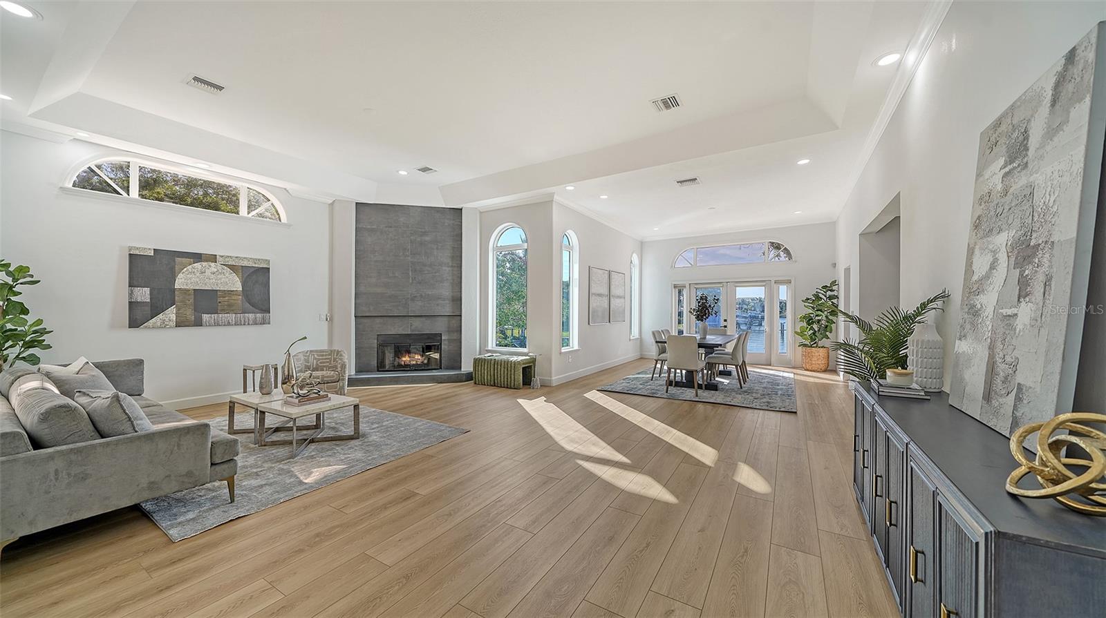 1410 SIESTA DRIVE