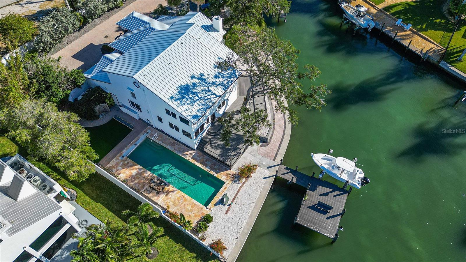 1410 SIESTA DRIVE