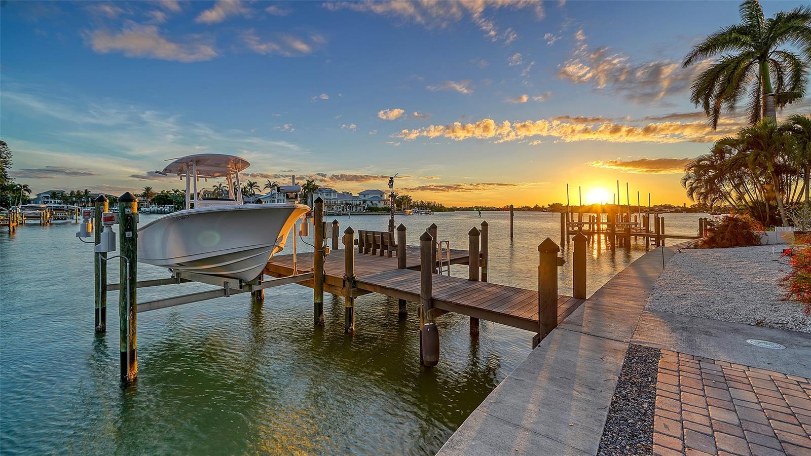 1410 SIESTA DRIVE