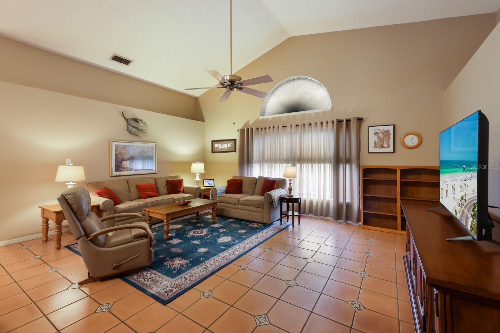 5303 ITHACA LANE