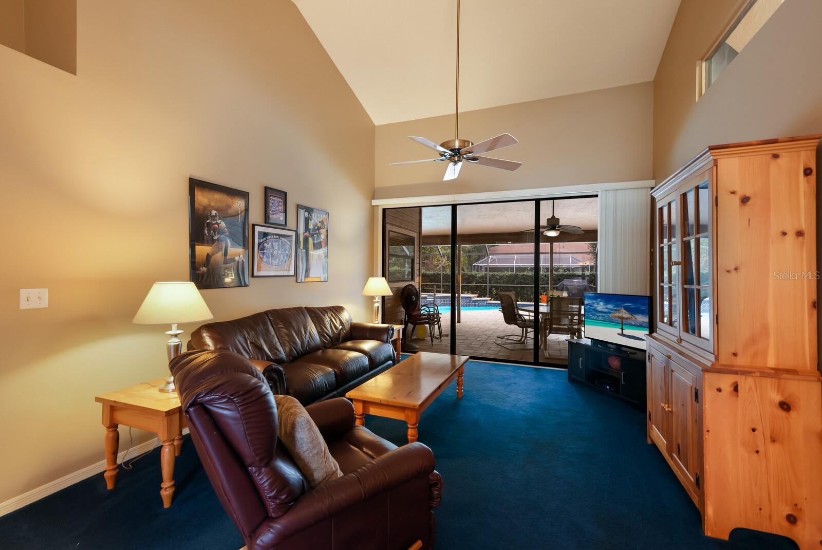 5303 ITHACA LANE