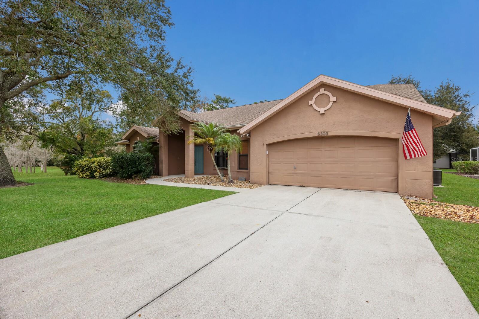 5303 ITHACA LANE