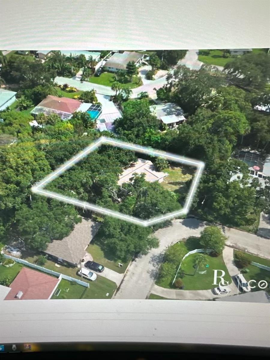 2290 CLEMATIS STREET