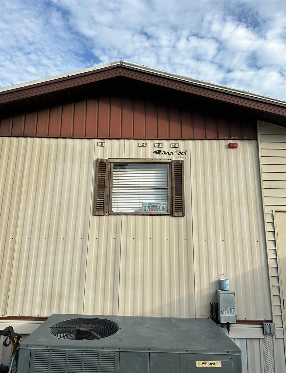 1674 UNIVERSITY PARKWAY Unit: 274