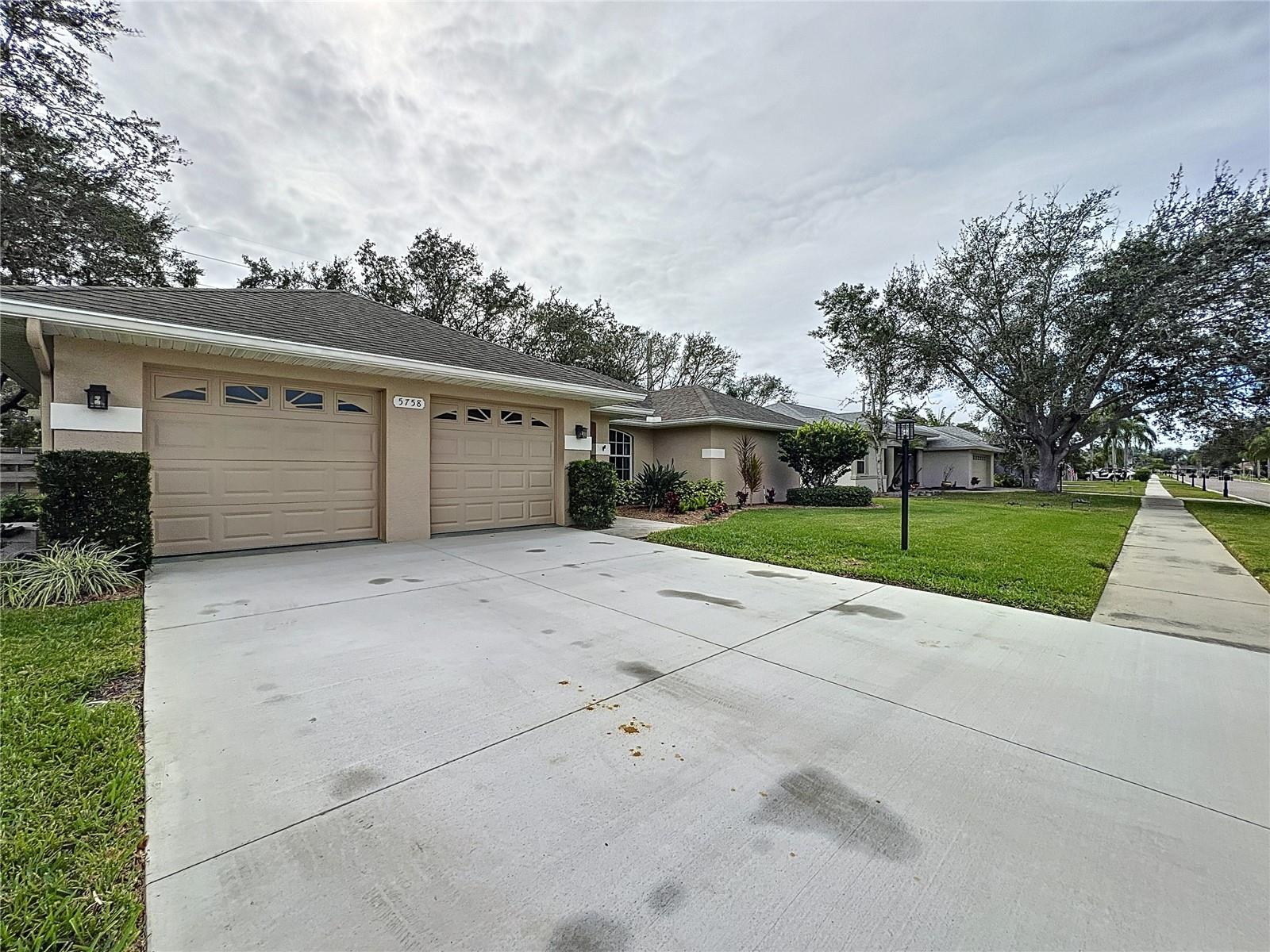 5758 STONE POINTE DRIVE