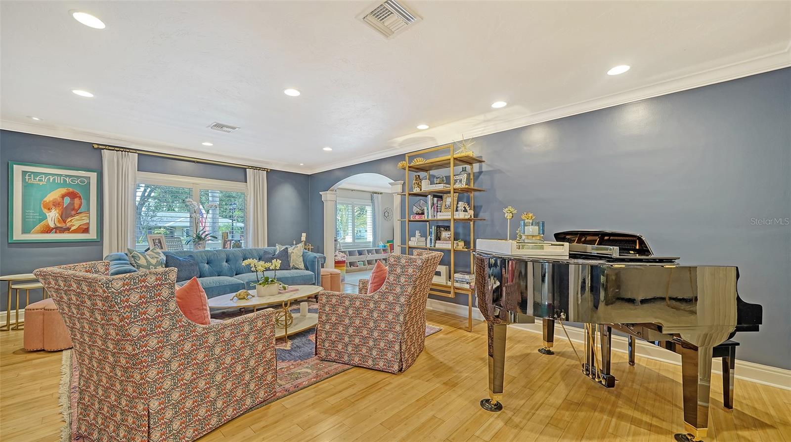 1715 SOUTH DRIVE