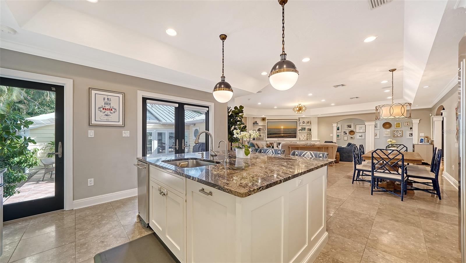 1715 SOUTH DRIVE