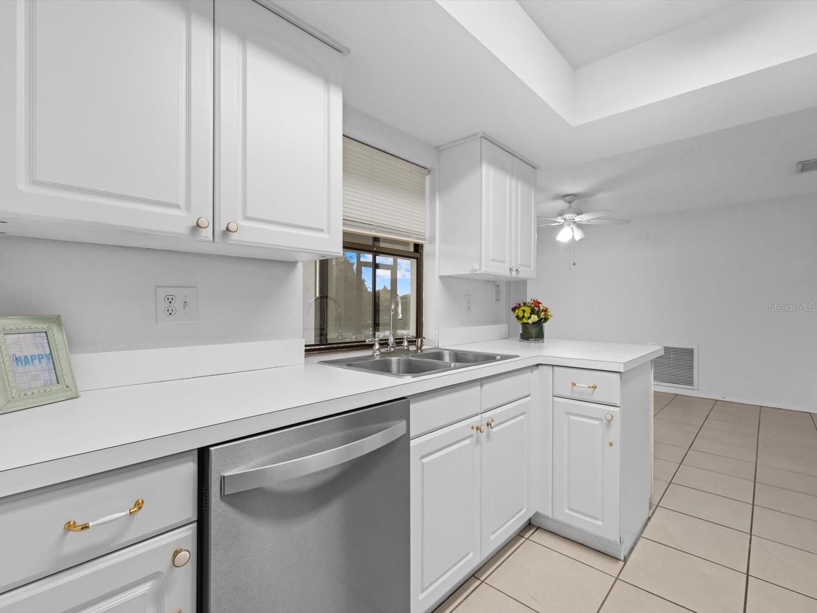 6438 BIKINI ROAD