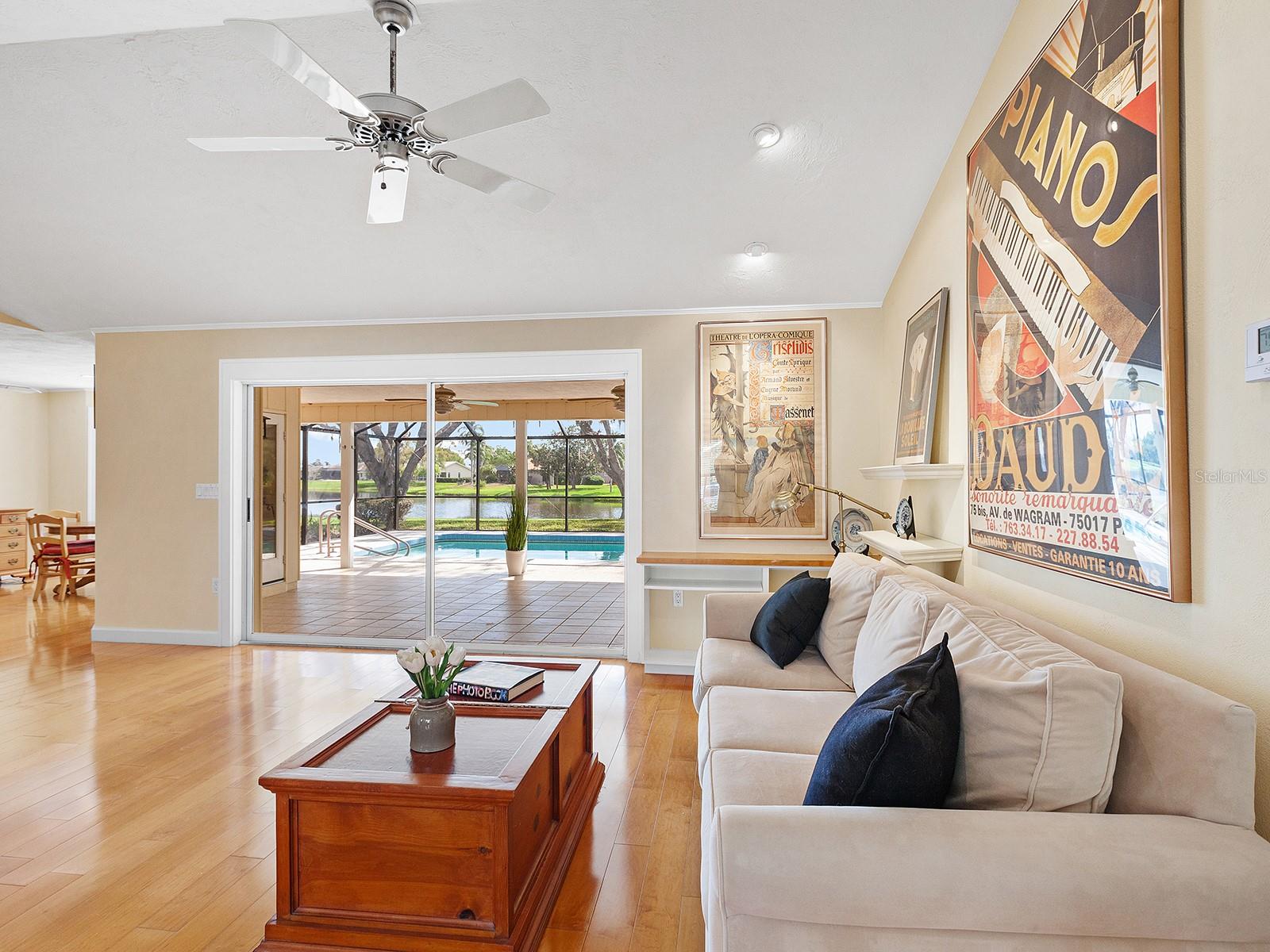 1398 VERMEER DR