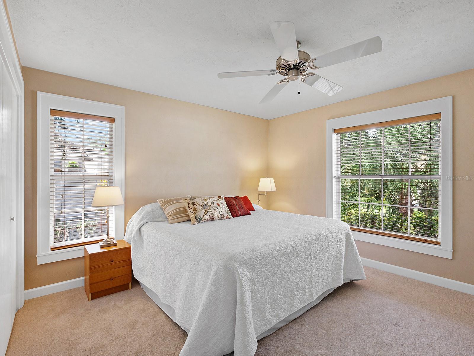 1398 VERMEER DR