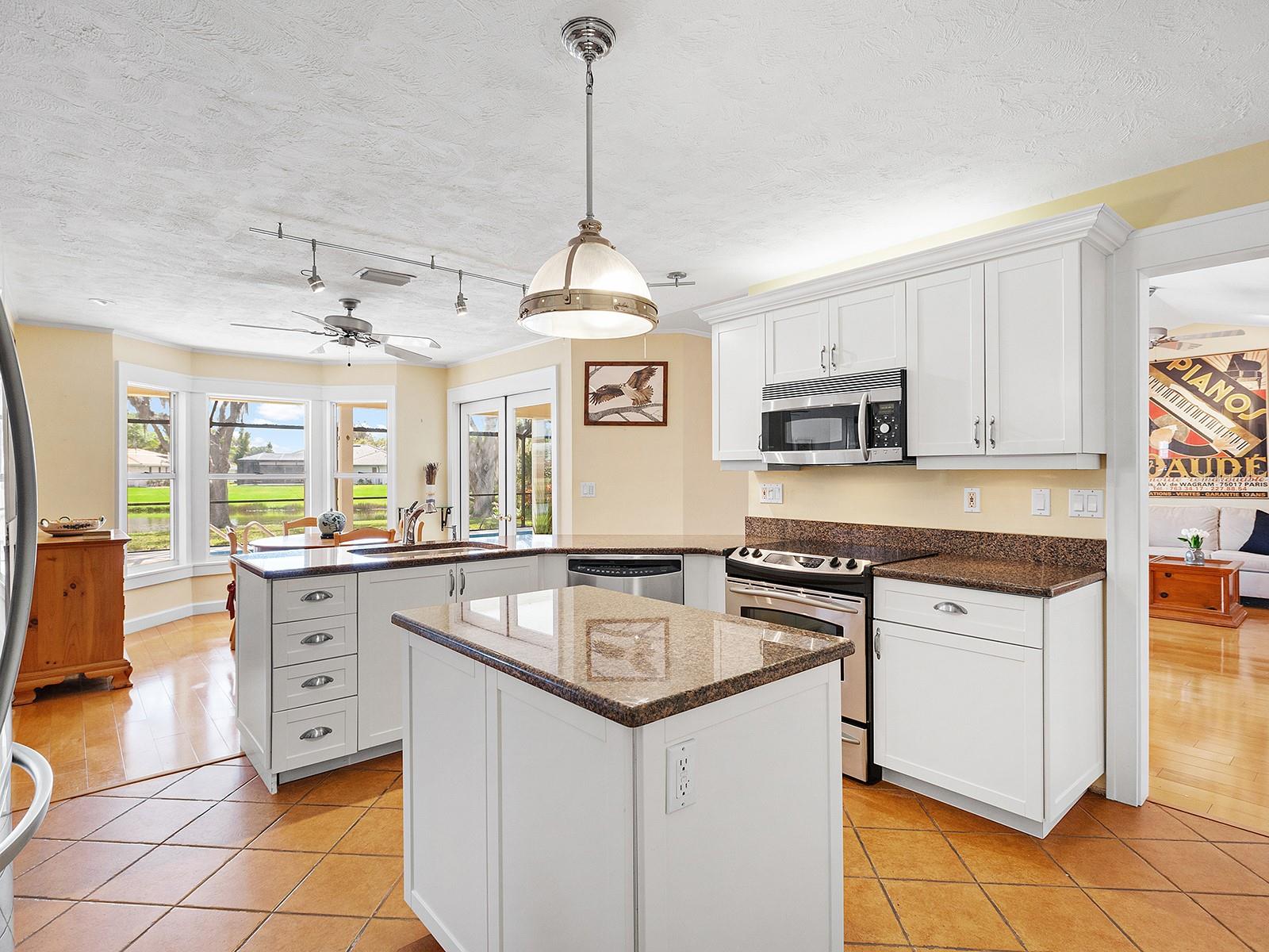 1398 VERMEER DR
