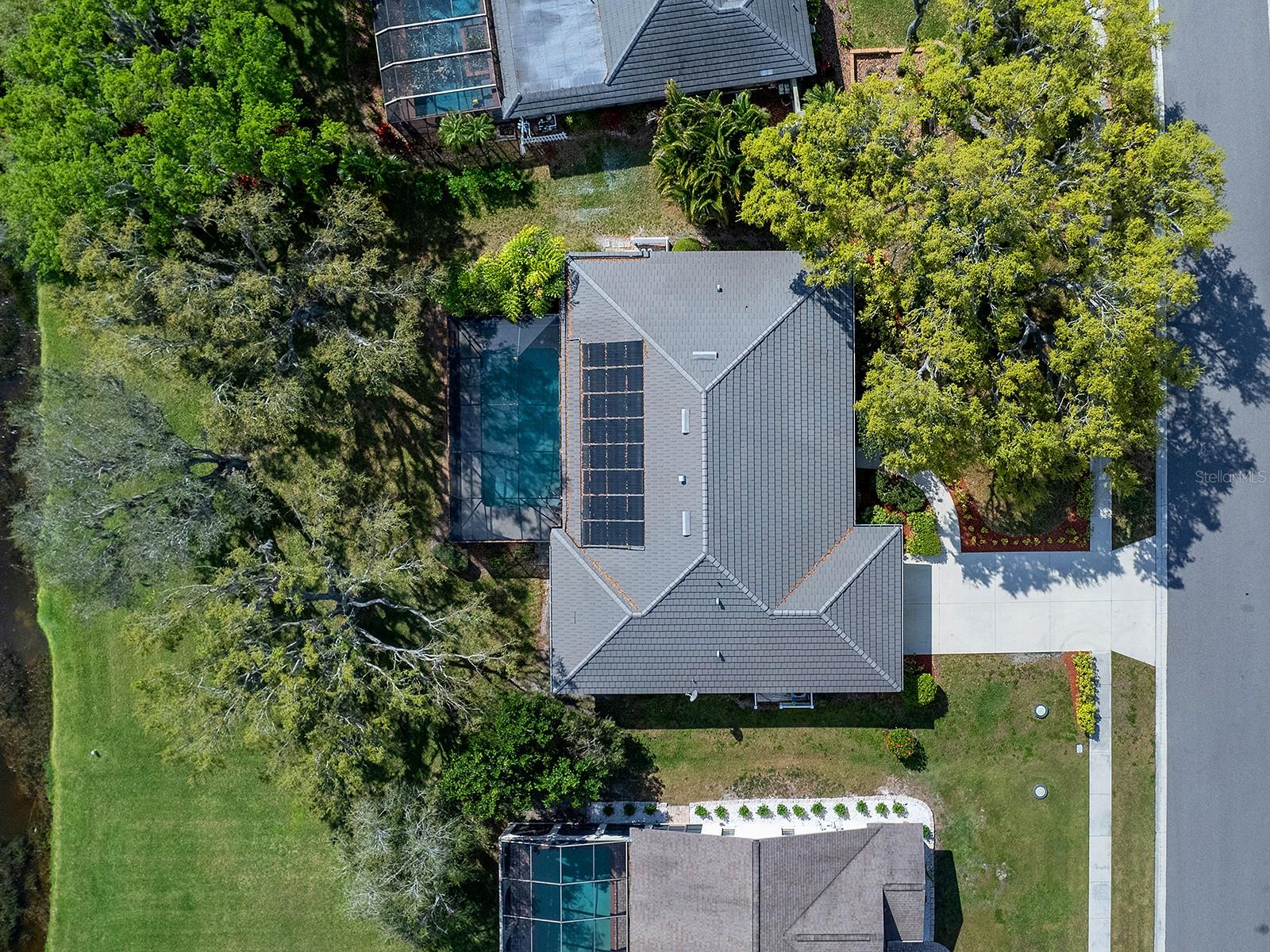 1398 VERMEER DR