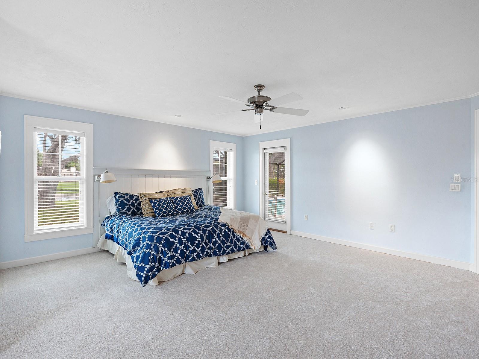 1398 VERMEER DR