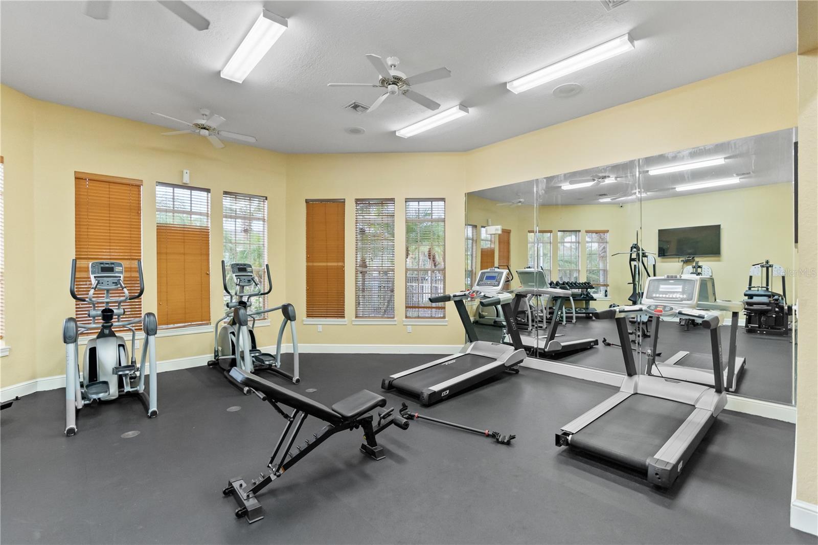 8923 MANOR LOOP #204