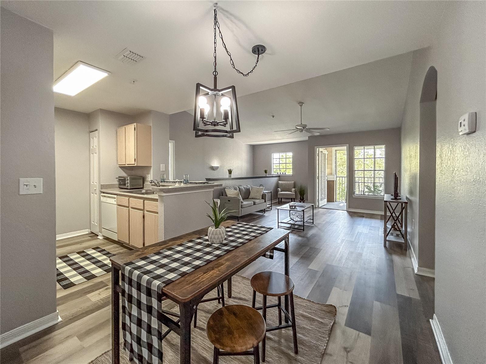 8923 MANOR LOOP #204