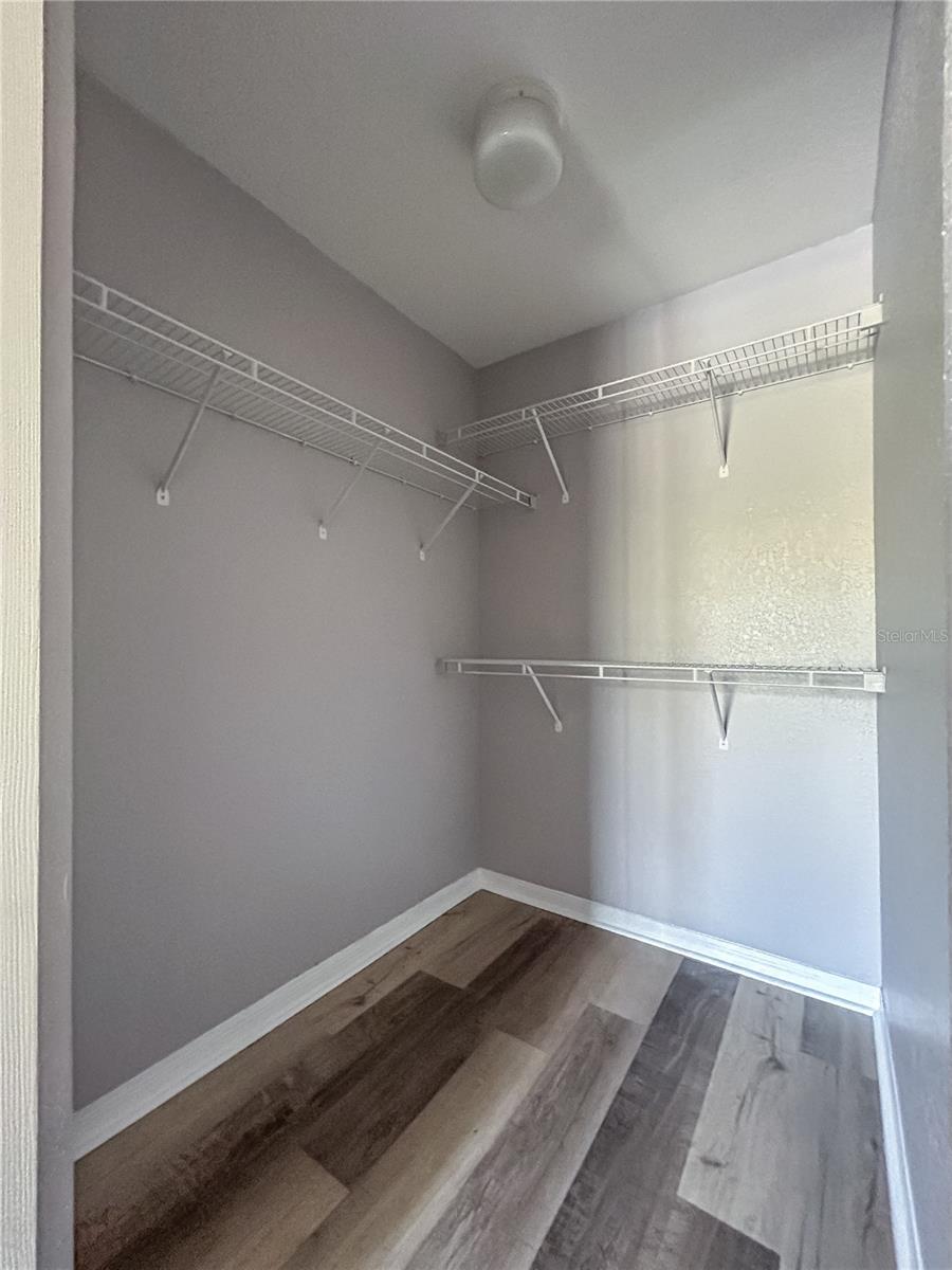 8923 MANOR LOOP #204