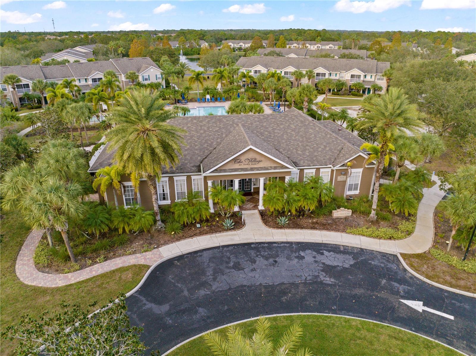 8923 MANOR LOOP #204