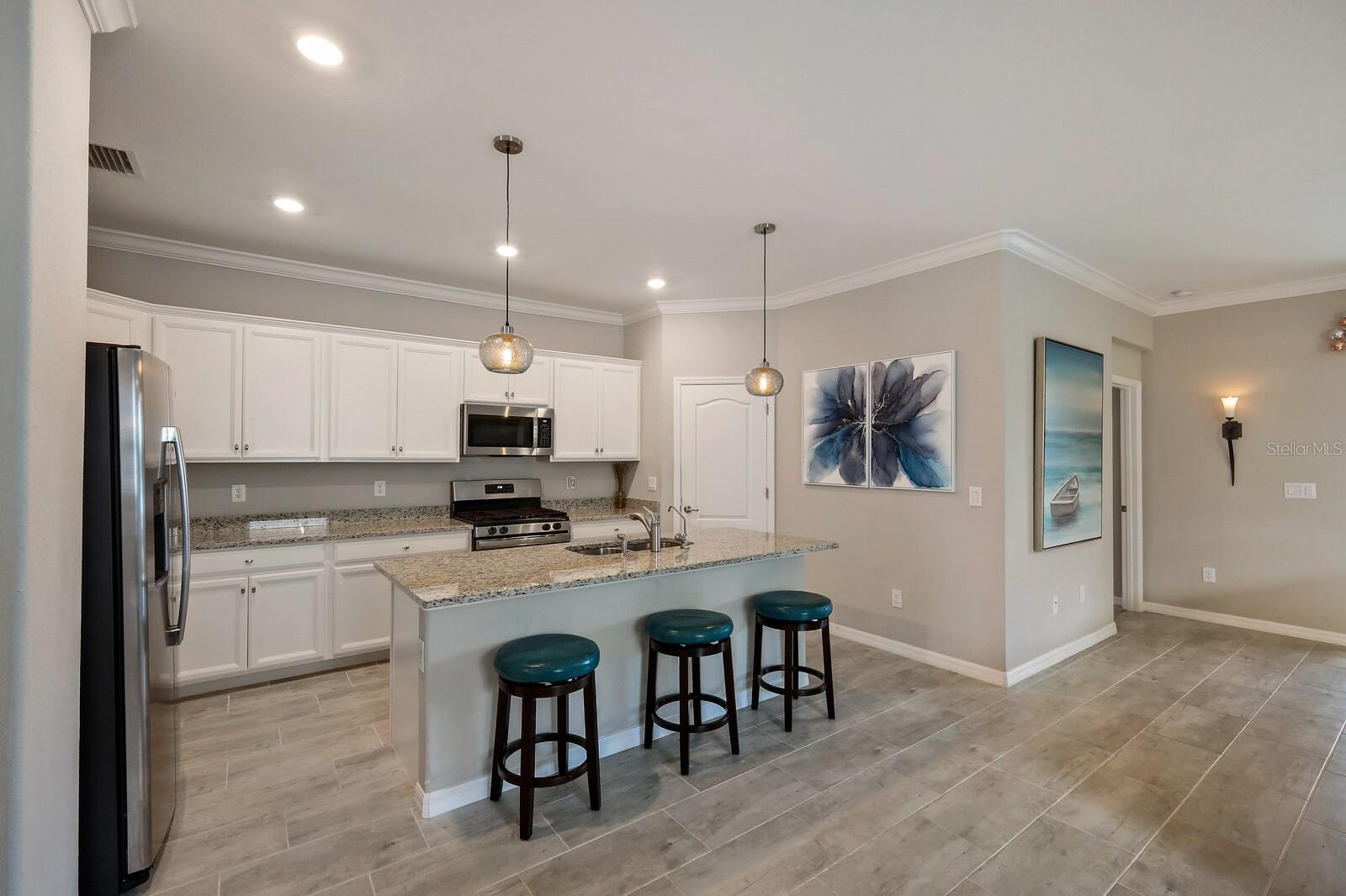 6651 CLAIRBORNE LN